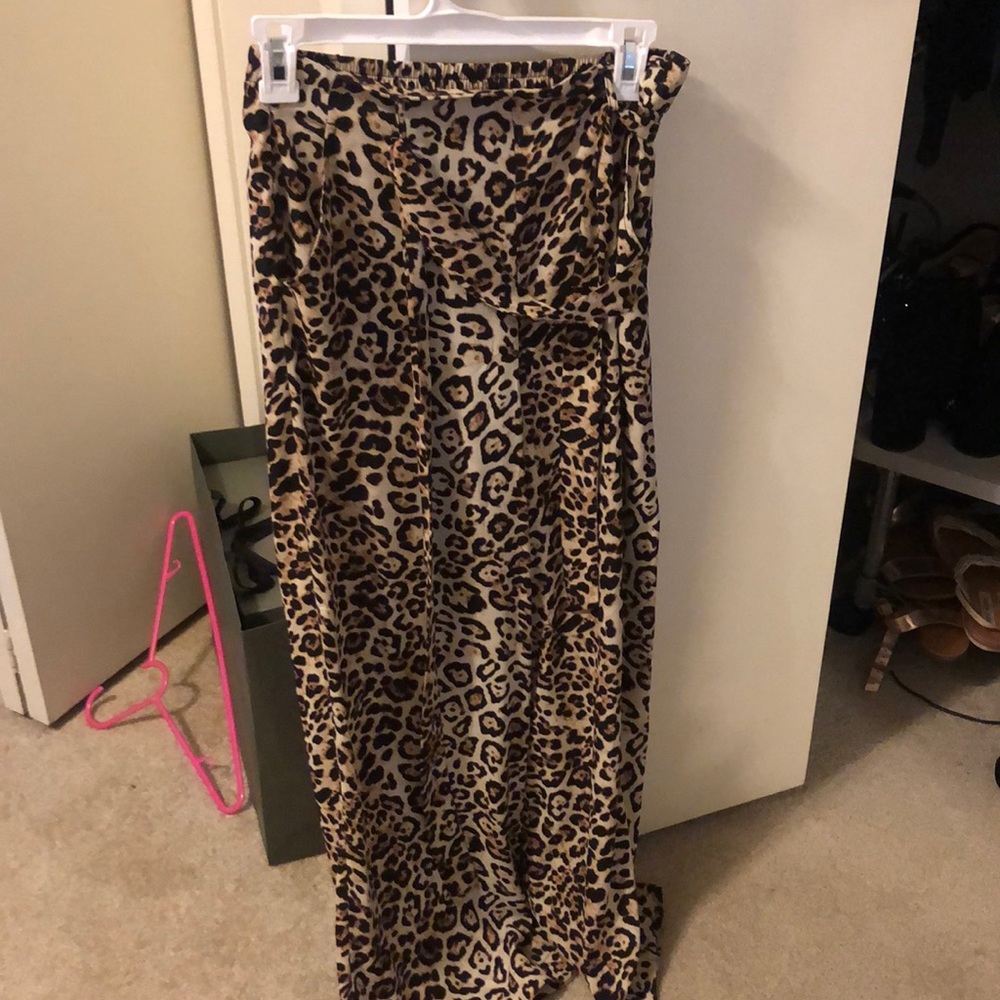 Flowy cheetah pants.